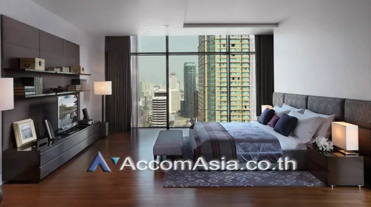 4  4 br Condominium For Rent in Ploenchit ,Bangkok BTS Ratchadamri at The Residences at The St. Regis Bangkok AA20146