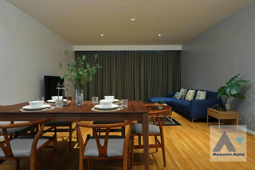  1  2 br Apartment for rent and sale in Sukhumvit ,Bangkok BTS Phrom Phong at High-Rise Serviced Apartment Near The Em District 2121201