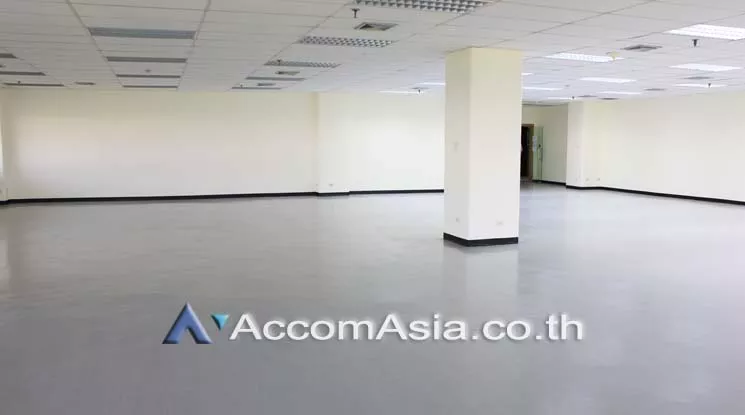 unit Office space For Rent in Ploenchit, Bangkok  near BTS Ratchadamri (AA20155)