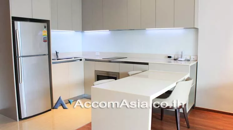 unit 1 Bedroom  Apartment For Rent in Sukhumvit, Bangkok  near BTS Ekkamai (AA20177)