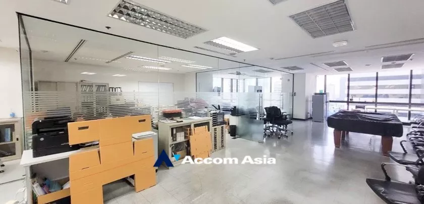 7  Office Space For Rent in Sukhumvit ,Bangkok BTS Asok - MRT Sukhumvit at Easy walk to Asok BTS AA20181