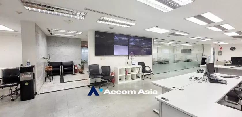 6  Office Space For Rent in Sukhumvit ,Bangkok BTS Asok - MRT Sukhumvit at Easy walk to Asok BTS AA20181