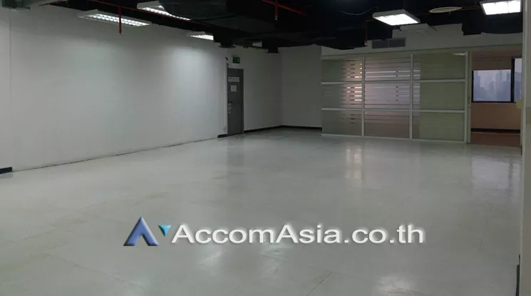 unit Office space For Rent in Phaholyothin, Bangkok  near BTS Sanam Pao (AA20186)