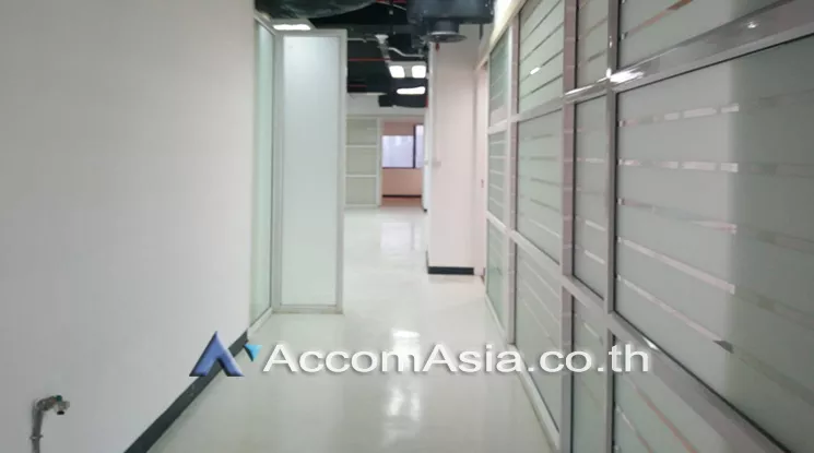  1  Office Space For Rent in Phaholyothin ,Bangkok BTS Sanam Pao at SM tower AA20186