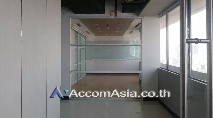 unit Office space For Rent in Phaholyothin, Bangkok  near BTS Sanam Pao (AA20186)