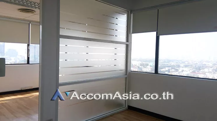 5  Office Space For Rent in Phaholyothin ,Bangkok BTS Sanam Pao at SM tower AA20186