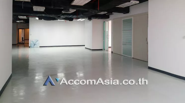  1  Office Space For Rent in Phaholyothin ,Bangkok BTS Sanam Pao at SM tower AA20187