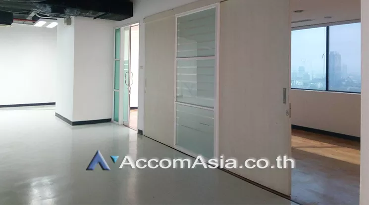  1  Office Space For Rent in Phaholyothin ,Bangkok BTS Sanam Pao at SM tower AA20187