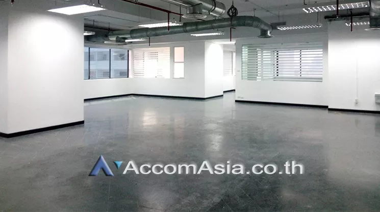  1  Office Space For Rent in Phaholyothin ,Bangkok BTS Sanam Pao at SM tower AA20190