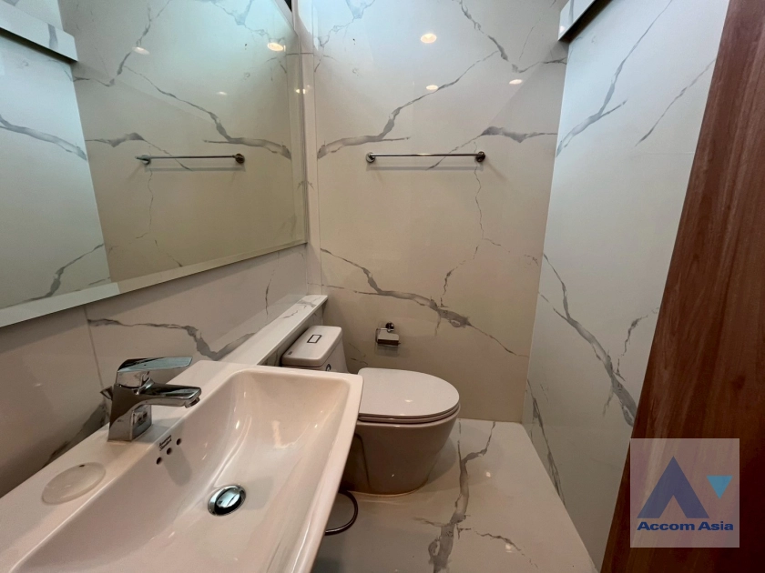 12  3 br Townhouse for rent and sale in Sukhumvit ,Bangkok BTS Phrom Phong at KLANG Nivas AA20201