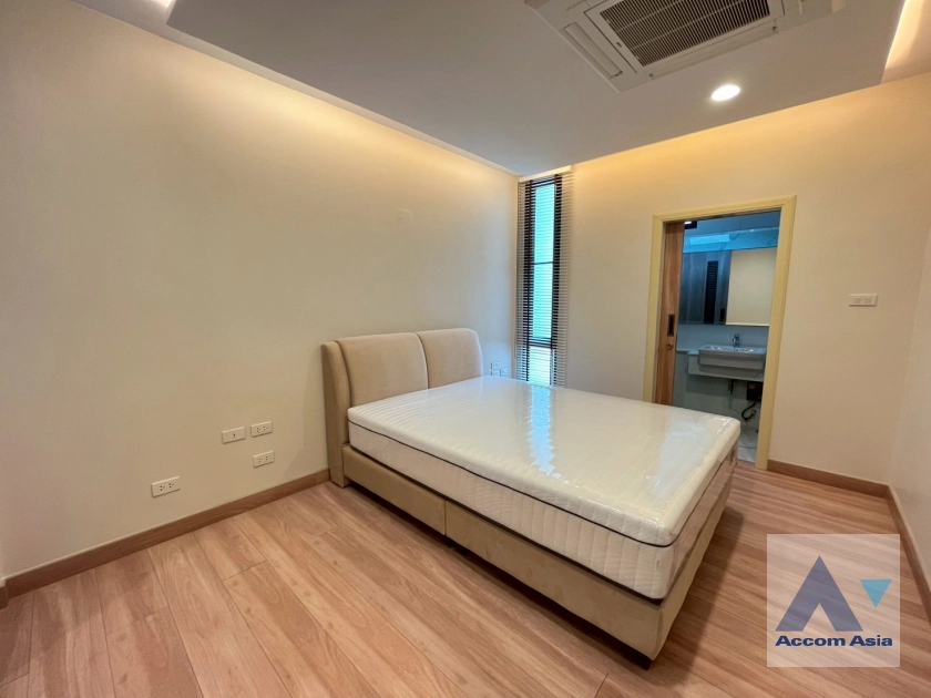8  3 br Townhouse for rent and sale in Sukhumvit ,Bangkok BTS Phrom Phong at KLANG Nivas AA20201