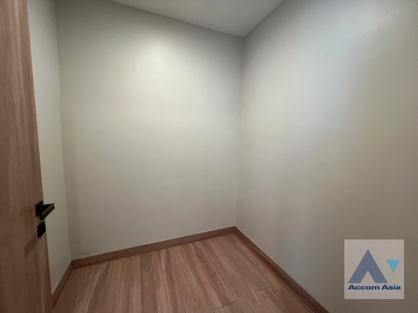 11  3 br Townhouse for rent and sale in Sukhumvit ,Bangkok BTS Phrom Phong at KLANG Nivas AA20201