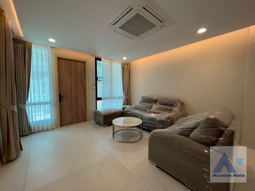  1  3 br Townhouse for rent and sale in Sukhumvit ,Bangkok BTS Phrom Phong at KLANG Nivas AA20201