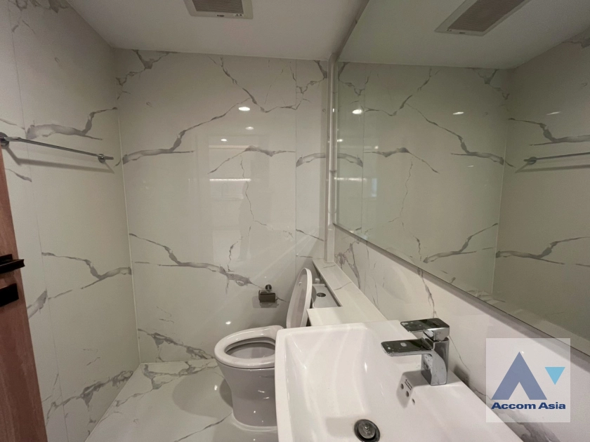 17  3 br Townhouse for rent and sale in Sukhumvit ,Bangkok BTS Phrom Phong at KLANG Nivas AA20201