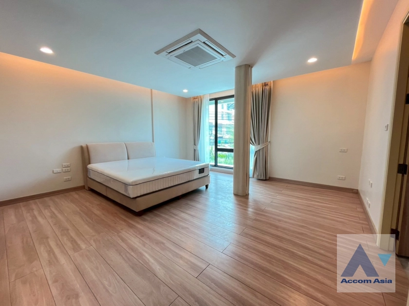 7  3 br Townhouse for rent and sale in Sukhumvit ,Bangkok BTS Phrom Phong at KLANG Nivas AA20201