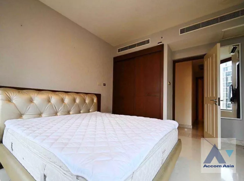 unitPet friendly |  3 Bedrooms  Condominium For Rent & Sale in Ploenchit, Bangkok  near BTS Ploenchit (AA20285)