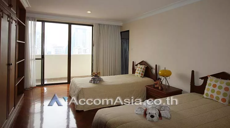 unitBig Balcony, Pet friendly |  4 Bedrooms  Apartment For Rent in Sukhumvit, Bangkok  near BTS Asok - MRT Sukhumvit (10302)