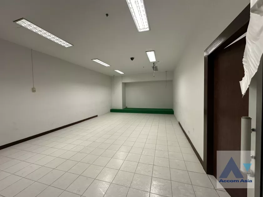 6  Office Space For Rent in Sukhumvit ,Bangkok BTS Nana at The Trendy Sukhumvit 13 AA20314