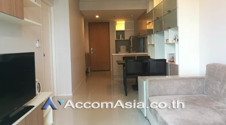  1 Bedroom  Condominium For Rent in Phaholyothin, Bangkok  near MRT Phetchaburi - ARL Makkasan (AA20321)