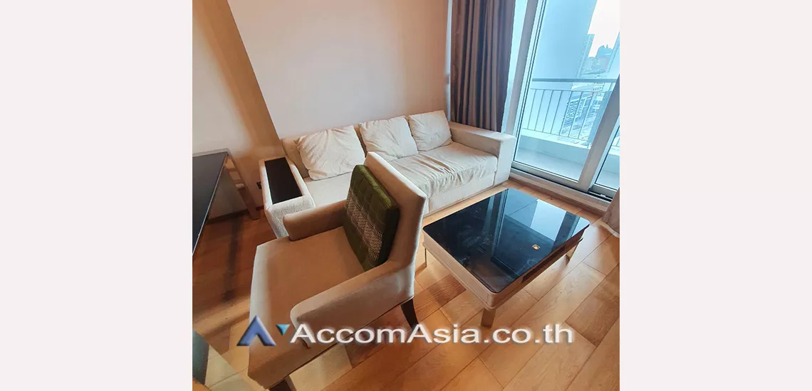  1 Bedroom  Condominium For Rent in Phaholyothin, Bangkok  near MRT Phetchaburi - ARL Makkasan (AA20323)