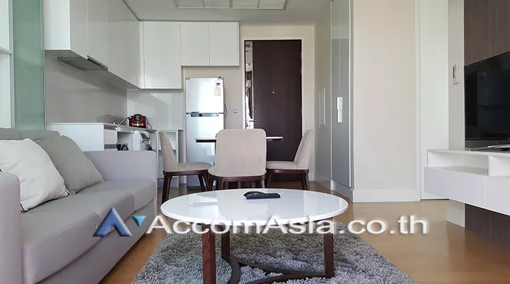 unit 2 Bedrooms  Condominium For Rent in Phaholyothin, Bangkok  (AA20324)