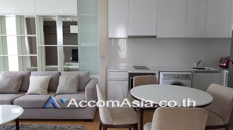 unit 2 Bedrooms  Condominium For Rent in Phaholyothin, Bangkok  (AA20324)