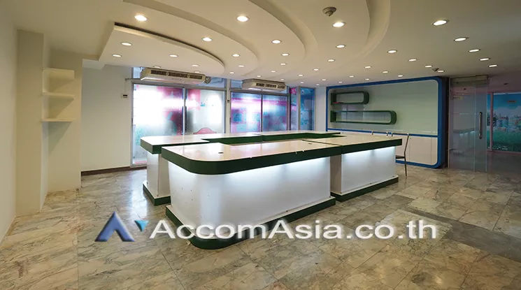 unit Office space For Rent in Silom, Bangkok  near BTS Chong Nonsi (AA20325)