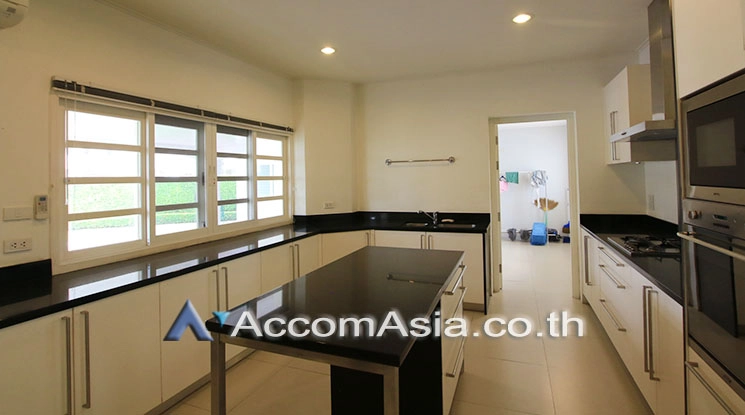 7  5 br House for rent and sale in Samutprakan ,Samutprakan BTS Bang Na at Lakeside Villa 1 AA20338