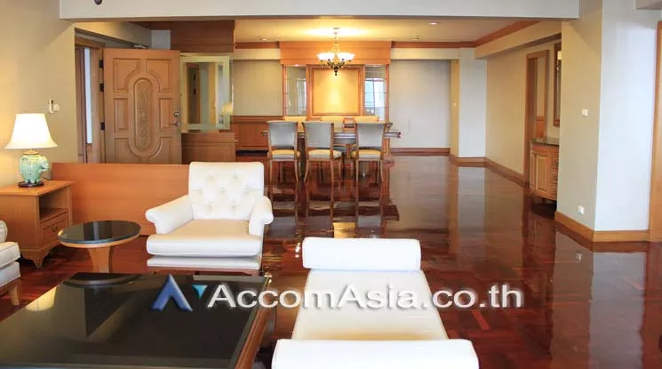  1  3 br Apartment For Rent in Sukhumvit ,Bangkok BTS Phrom Phong at High quality of living AA20342