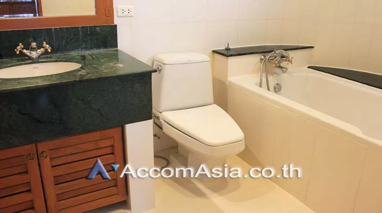 4  3 br Apartment For Rent in Sukhumvit ,Bangkok BTS Phrom Phong at High quality of living AA20342