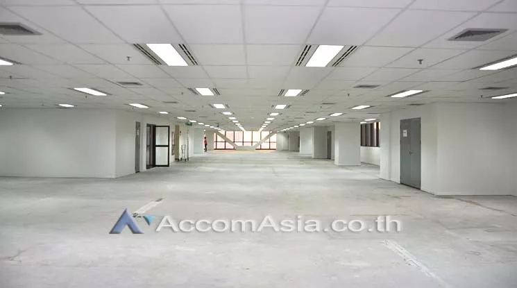  Office space For Rent in Sathorn, Bangkok  near BTS Surasak (AA20349)