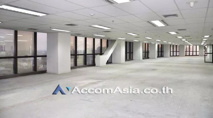 4  Office Space For Rent in Sathorn ,Bangkok BTS Surasak at Chartered Square Building AA20349