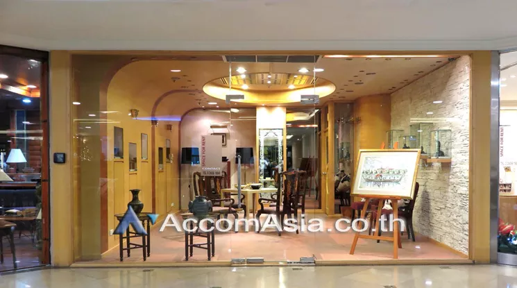  Office space For Rent in Ploenchit, Bangkok  near BTS Chitlom (AA20352)