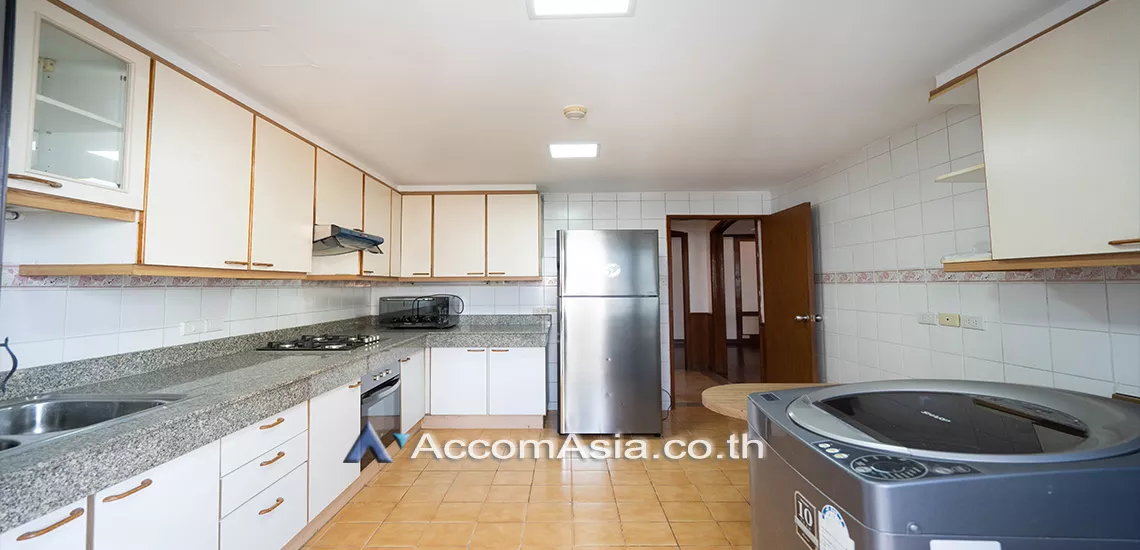 unitPet friendly |  2 Bedrooms  Apartment For Rent & Sale in Sukhumvit, Bangkok  near BTS Nana - MRT Sukhumvit (AA20370)