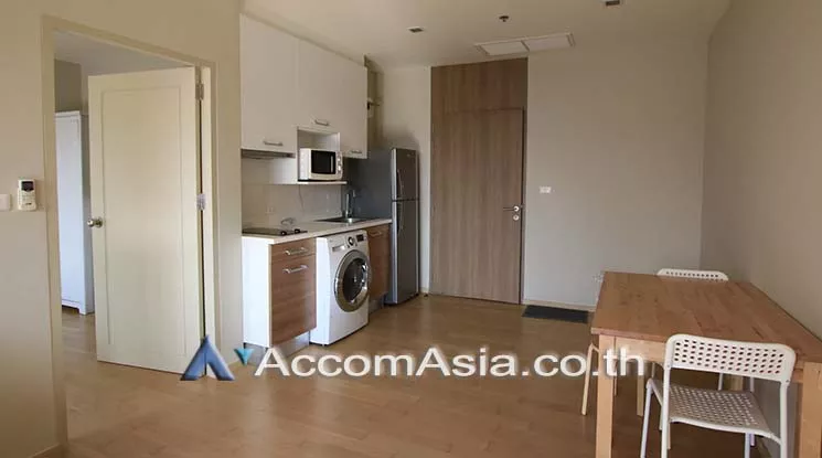 unit 1 Bedroom  Condominium For Rent in Sukhumvit, Bangkok  near BTS Ekkamai (AA20380)