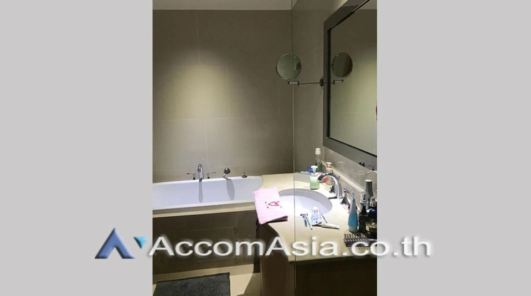 5  2 br Condominium For Rent in Sathorn ,Bangkok BTS Chong Nonsi - BRT Sathorn at The Empire Place AA20389