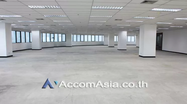 unit Office space For Rent in Ratchadaphisek, Bangkok  near MRT Phetchaburi (AA20405)