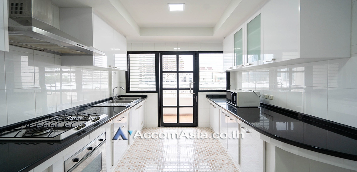 unitPet friendly |  3 Bedrooms  Apartment For Rent in Sukhumvit, Bangkok  near BTS Asok - MRT Sukhumvit (AA20414)