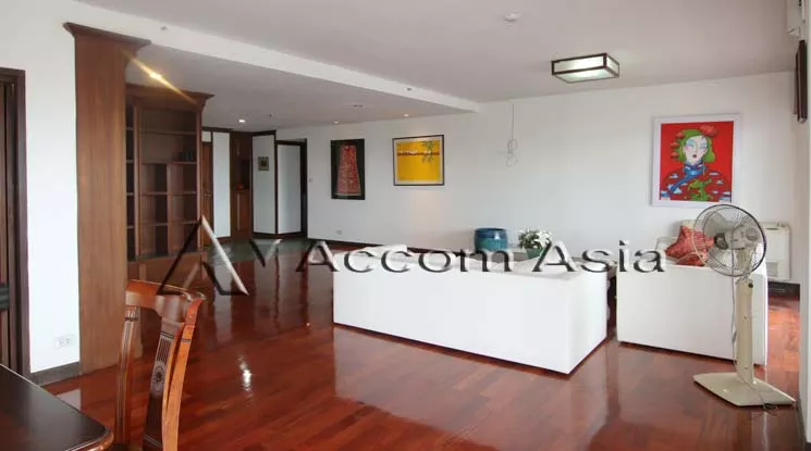 unit 2 Bedrooms  Condominium For Rent in Sathorn, Bangkok  near BTS Sala Daeng - MRT Lumphini (AA20422)