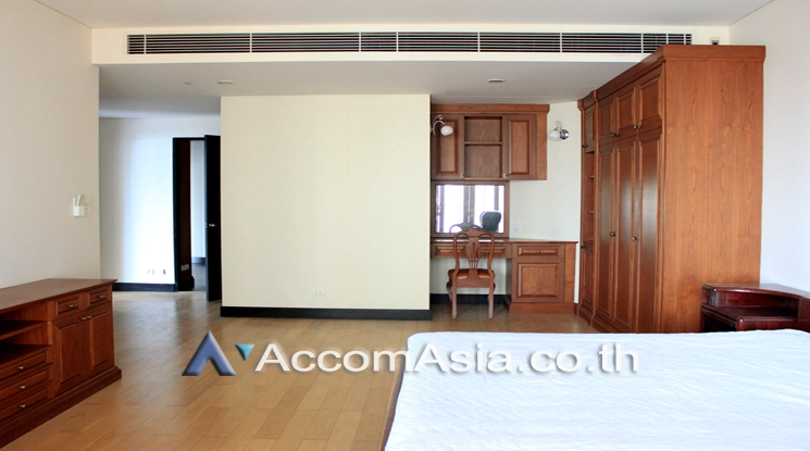 5  3 br Condominium For Rent in Ploenchit ,Bangkok BTS Chitlom at The Park Chidlom AA20423