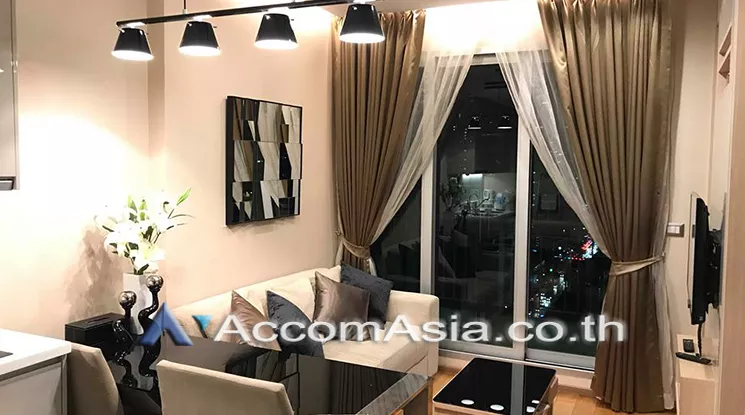 1 Bedroom  Condominium For Sale in Phaholyothin, Bangkok  near MRT Phetchaburi - ARL Makkasan (AA20440)