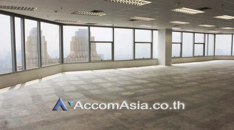 unit Efficient office floor with glass windows and bright layout (AA20446)