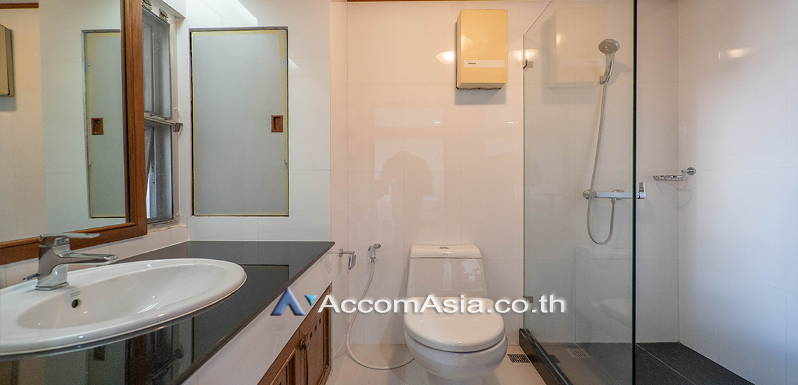9  4 br Apartment For Rent in Sukhumvit ,Bangkok BTS Asok - MRT Sukhumvit at Newly renovated modern style living place AA20448