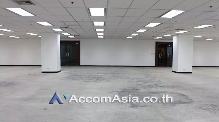 4  Office Space For Rent in Ratchadapisek ,Bangkok MRT Phetchaburi at Italthai tower AA20449
