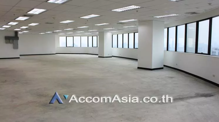  2  Office Space For Rent in Ratchadaphisek ,Bangkok MRT Phetchaburi at Italthai tower AA20450