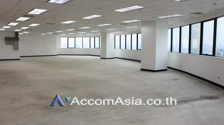 2  Office Space For Rent in Ratchadapisek ,Bangkok MRT Phetchaburi at Italthai tower AA20450