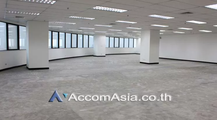  2  Office Space For Rent in Ratchadapisek ,Bangkok MRT Phetchaburi at Italthai tower AA20451