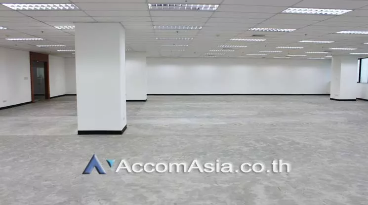 1  Office Space For Rent in Ratchadaphisek ,Bangkok MRT Phetchaburi at Italthai tower AA20451