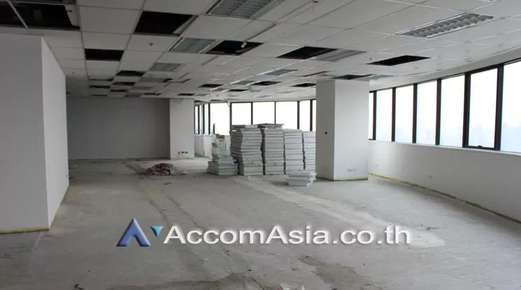  1  Office Space For Rent in Ratchadaphisek ,Bangkok MRT Phetchaburi at Italthai tower AA20453