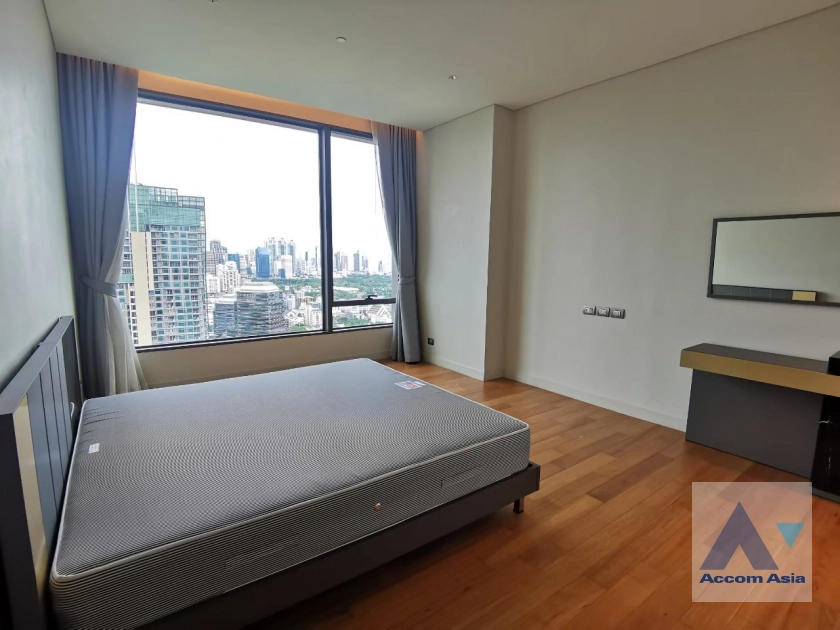 8  2 br Condominium for rent and sale in Ploenchit ,Bangkok BTS Chitlom at Sindhorn Residence AA20458
